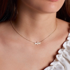 Collier prénom personnalisé délicat, collier minimaliste, collier prénom personnalisé, collier de polices d'écriture en argent sterling, cadeau de Noël