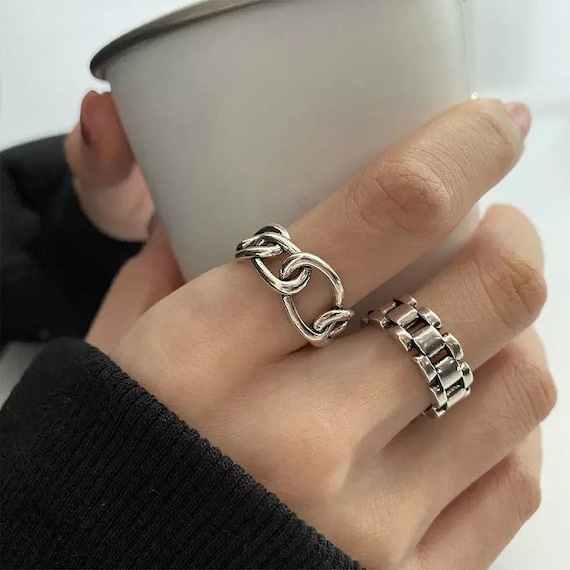 Women\u2019s Ring Streetwear Jewelry Stainless Steel Link Ring Signet Ring Men\u2019s Ring Streetwear Ring Chain Ring Fashion Jewelry,