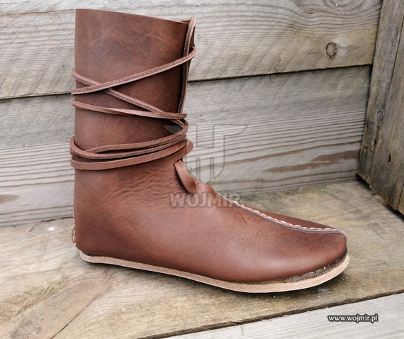 thick genuine leather boots made to measure by Wojmir Oseberg ship 303 shoes for Vikings