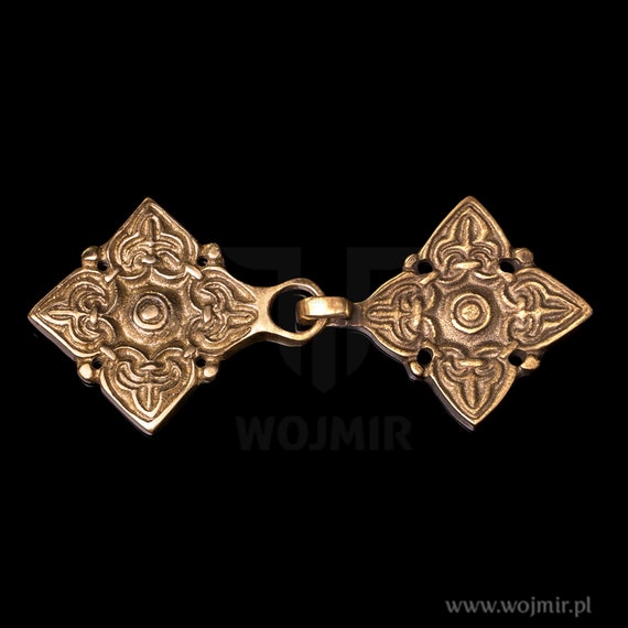 Viking clasp from Golubiszcze, klappenrock clasp, caftan buckle