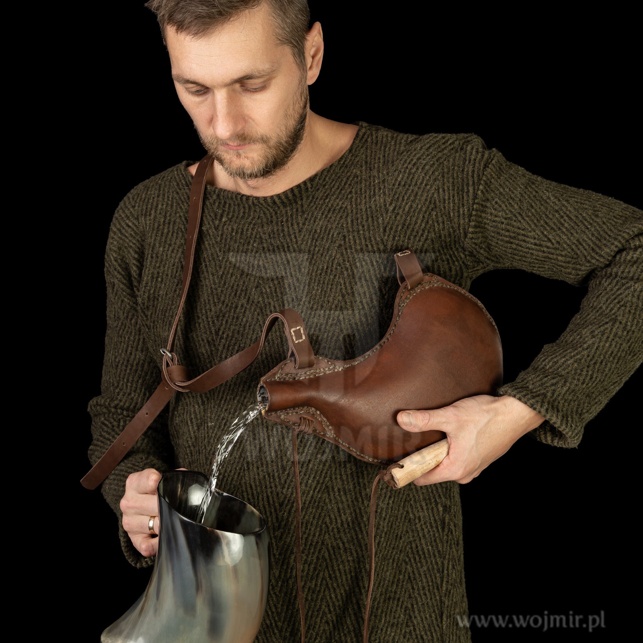 Waterskin 1,2l / Leather Canteen, Leather Bottle, Flask, Waterskin for  Vikings, HAND SEWN From Wojmir 