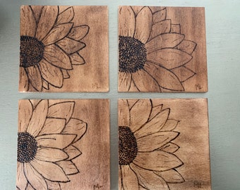 Unique, rustic barware to put under your drink.  This gorgeous Sunflower Coaster Set will look great on your bar or kitchen.