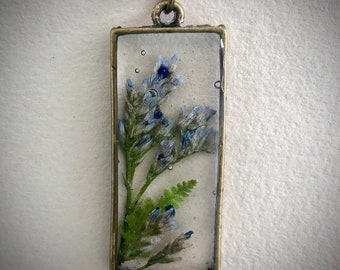 Blue floral pendant