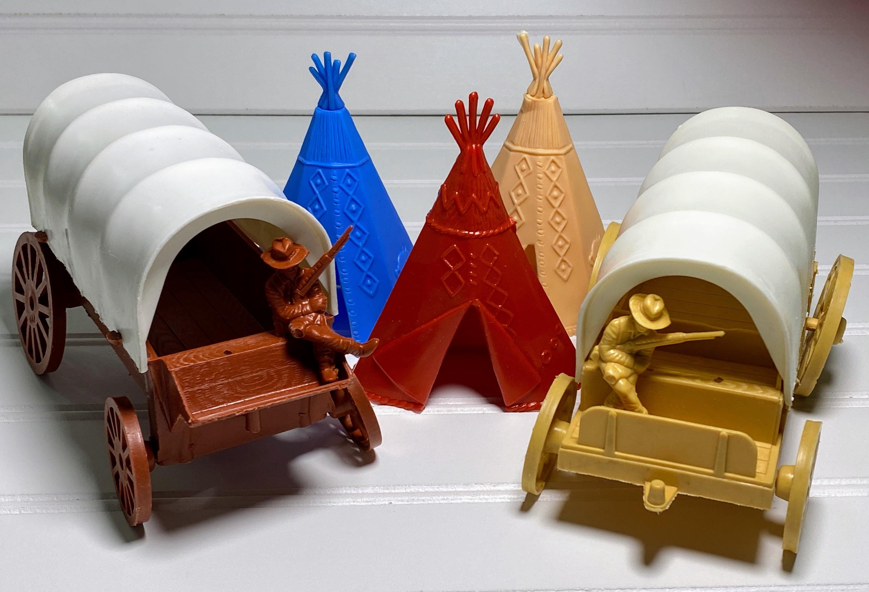 Marx Classic Toy Timpo Wild West Lot of 2 Conestoga Covered Wagon