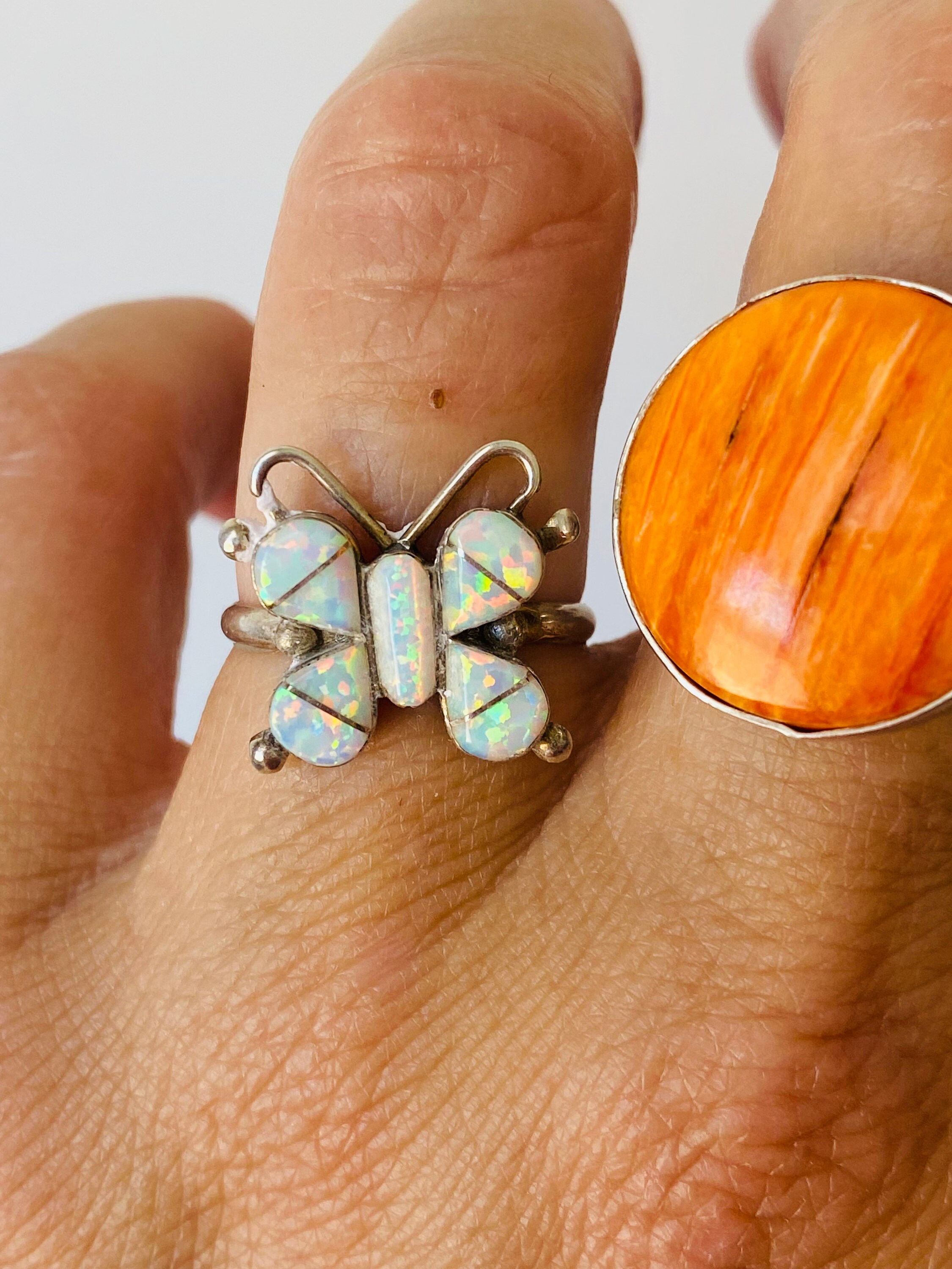Butterfly kisses SZ 6