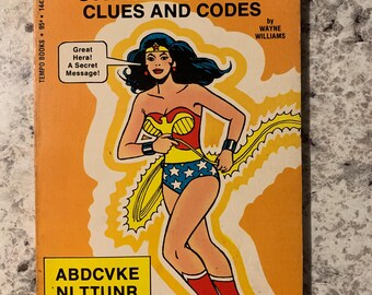 Wonder Woman Puzzle Book