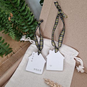 Cornwall Tartan House Ornament: Personalised Cornish Souvenir Gift