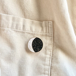 Moon Enamel Pin • Crescent Moon Brooch • Cute Enamel Pin • Space Enamel Pin • Space Pin • Celestial Pin • Celestial Brooch • Star Brooch