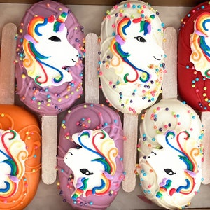 Unicorn Cakesickles! Perfect for birthdays, parties, gifts and events!