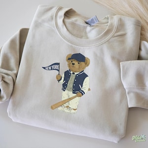 New York Baseball, Vintage Bear Sweatshirt, NYC Fan Gear, Baseball Crewneck, Retro Sportswear, Gameday Outfit, Tailgate Style, New York Navy Gift, Classic Varsity Sweatshirt, Cozy Baseball Pullover, Throwback Baseball, Stadium Style, Baseball Season