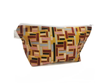 Cotton Accessories bags, necessaire, makeup bags  available into two different designed fabrics.