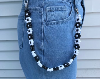white chain belt