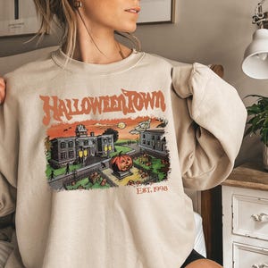 Halloweentown Est 1998 Sweatshirt, Retro Halloweentown Sweater, Halloweentown University Hoodie, Halloween Fall Sweatshirt