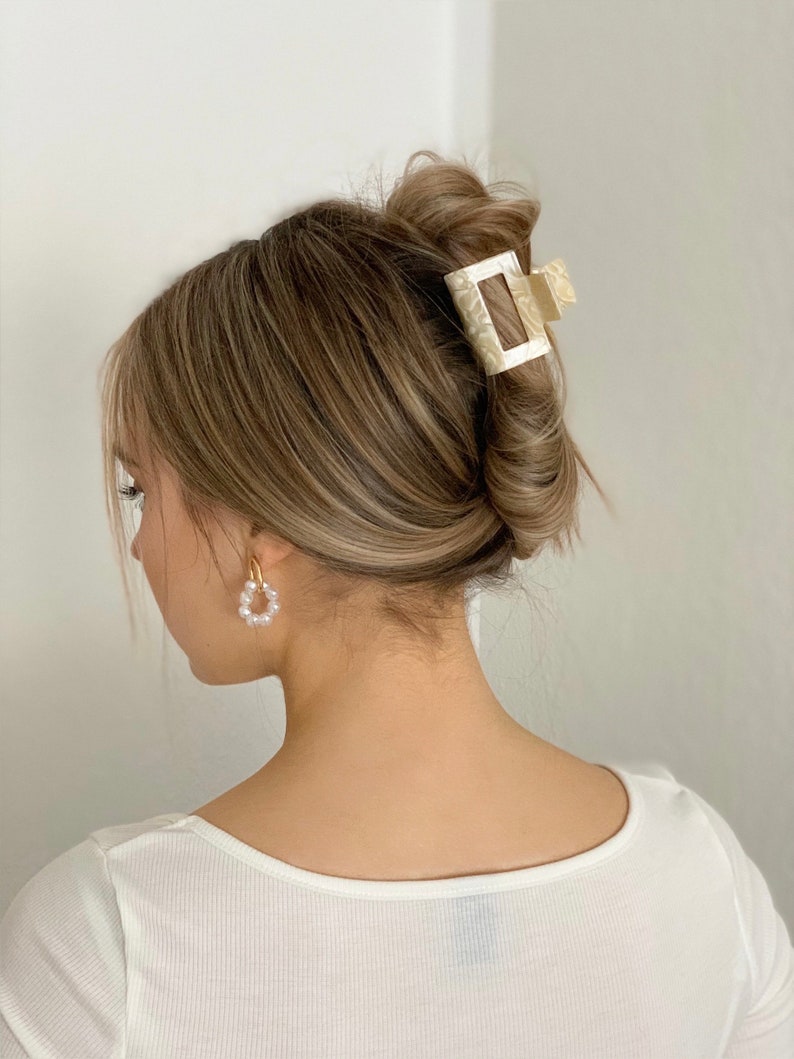 Haarklammer klein Haarspange Beige Hair Clip quadratisch Trend Haar Accessoire für Sie Geschenkidee Für jeden Haartyp 2er Set Bild 3