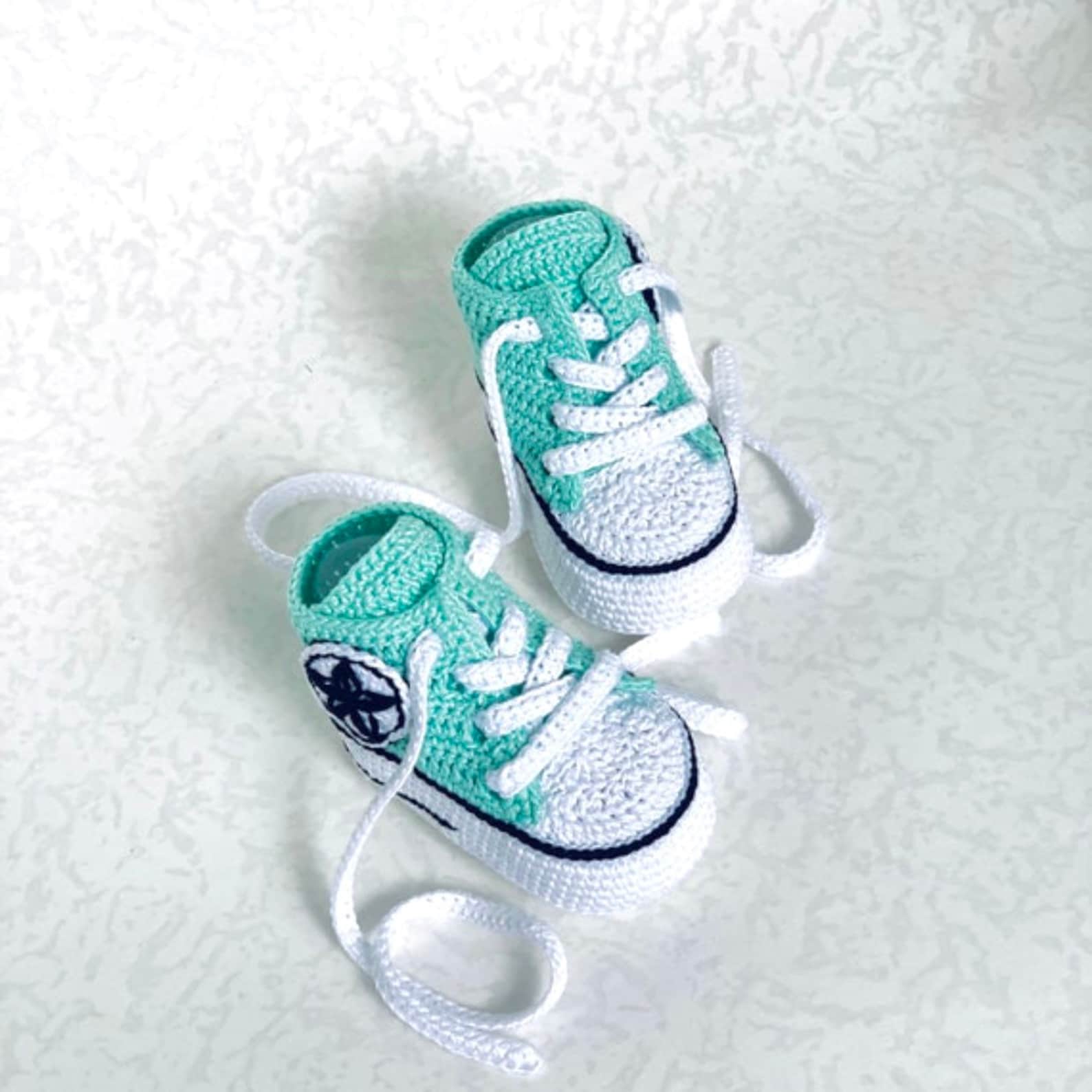 Converse baby CROCHET PATTERN cute booties 3 size pattern Baby Etsy