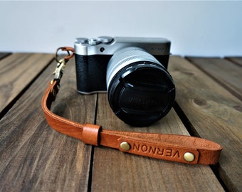 Leather Camera Wrist Strap + FREE Personalisation // Leather Camera Strap //  DSLR Wrist Strap // Valentine Gift // Gifts Under 20