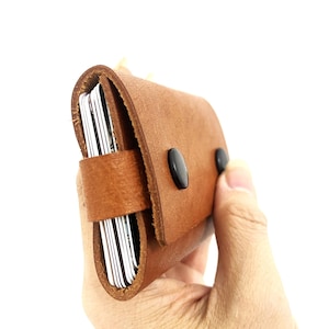 Porte-cartes en cuir Minimaliste Fabriqué à la main Design intemporel Compact Durable Élégant porte-clés Porte-cartes Cuir classique Pratique Portable
