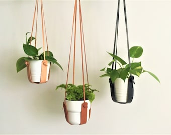 Handmade Leather Plant Hanger – Minimalist Indoor Hanging Planter