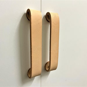 Leather Handle // Leather Drawer Pull // Leather Pull // Leather Dresser Pull // Leather Door Handle // Drawer Pulls // Cabinet Pulls