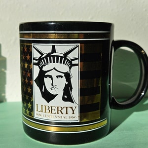Vintage 1982 Statue of Liberty Mug: Black & Gold Ceramic Cup
