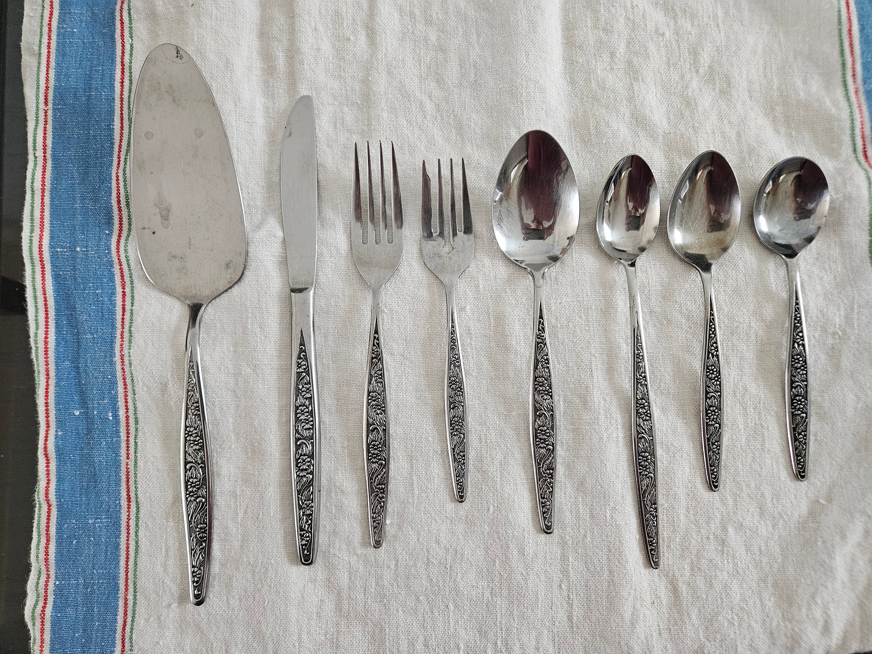 Everbrite Stainless Japan Floral Pattern, EVS32, Variety Available
