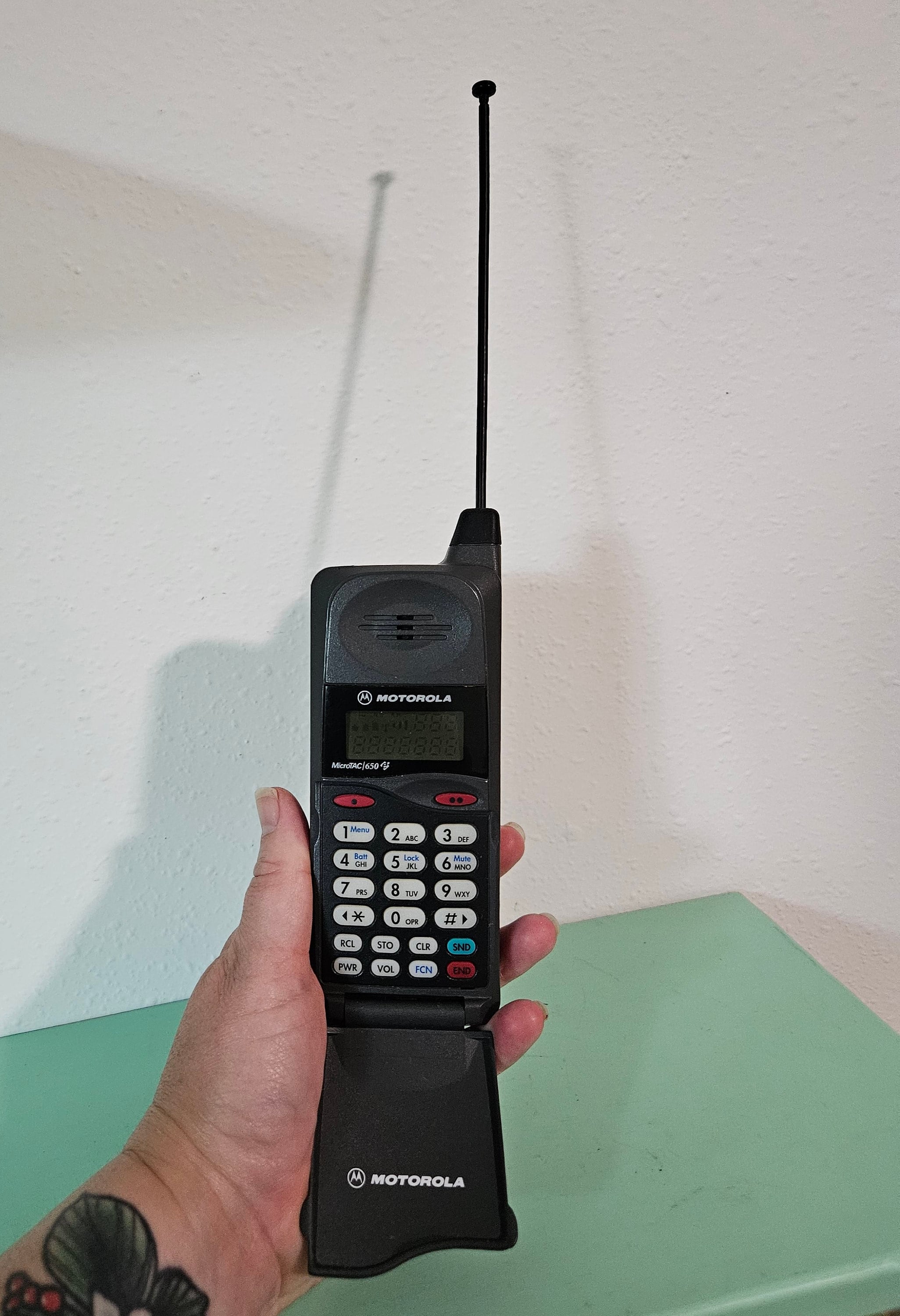 Motorola Micro TAC 650 Vintage Cellphone - Etsy