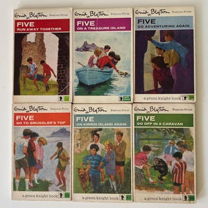 Vintage Famous Five Book Set: Enid Blyton 1970s Knight Print