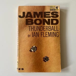 Vintage Thunderball James Bond Book - 1963 Pan Books Edition