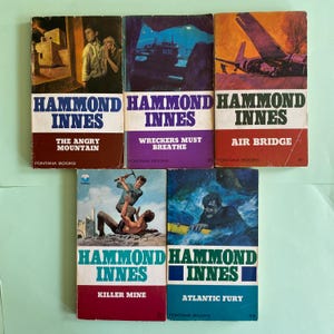 5 Matching Hammond Innes - 1966 - 1969 Fontana Books Vintage Artwork Recycled Literary Gift