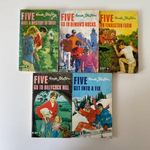 Enid Blyton Famous Five Books: 1970s Knight Paperbacks