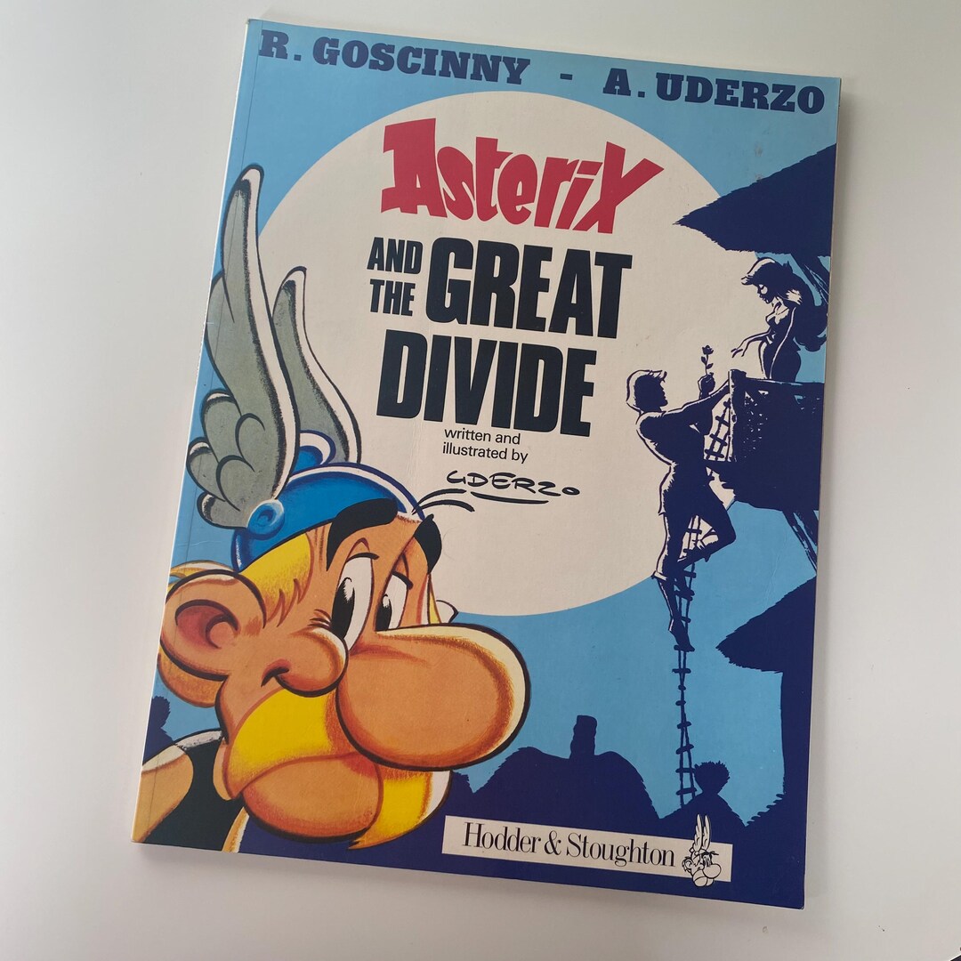 Vintage Asterix Comic Book: the Divide, 1984 - Etsy