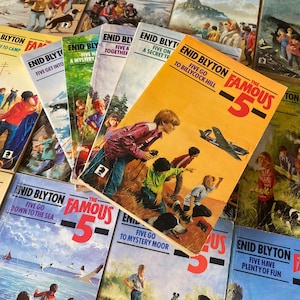 Rare Enid Blyton Famous Five Books: 1980s Knight Print, Vintage Adventure