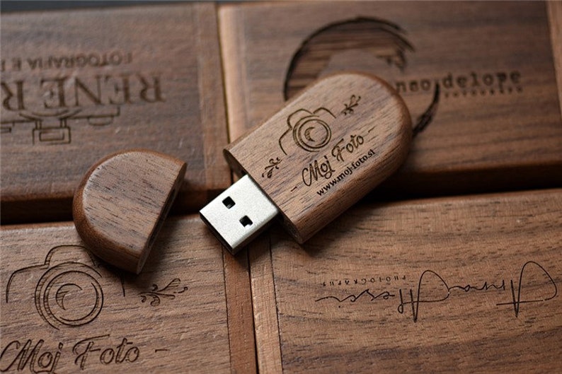 USB-Stick mit Gravur 32 / 64 GB Geschenkbox Holz Eheringe Hochzeit Wunschtext Liebe personalisiert Bild 4