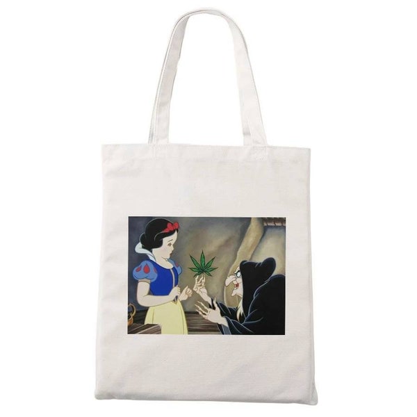tote bag sac en tissu drôle princesse Disney Blanche-Neige et méchantes sorcière idée cadeau original