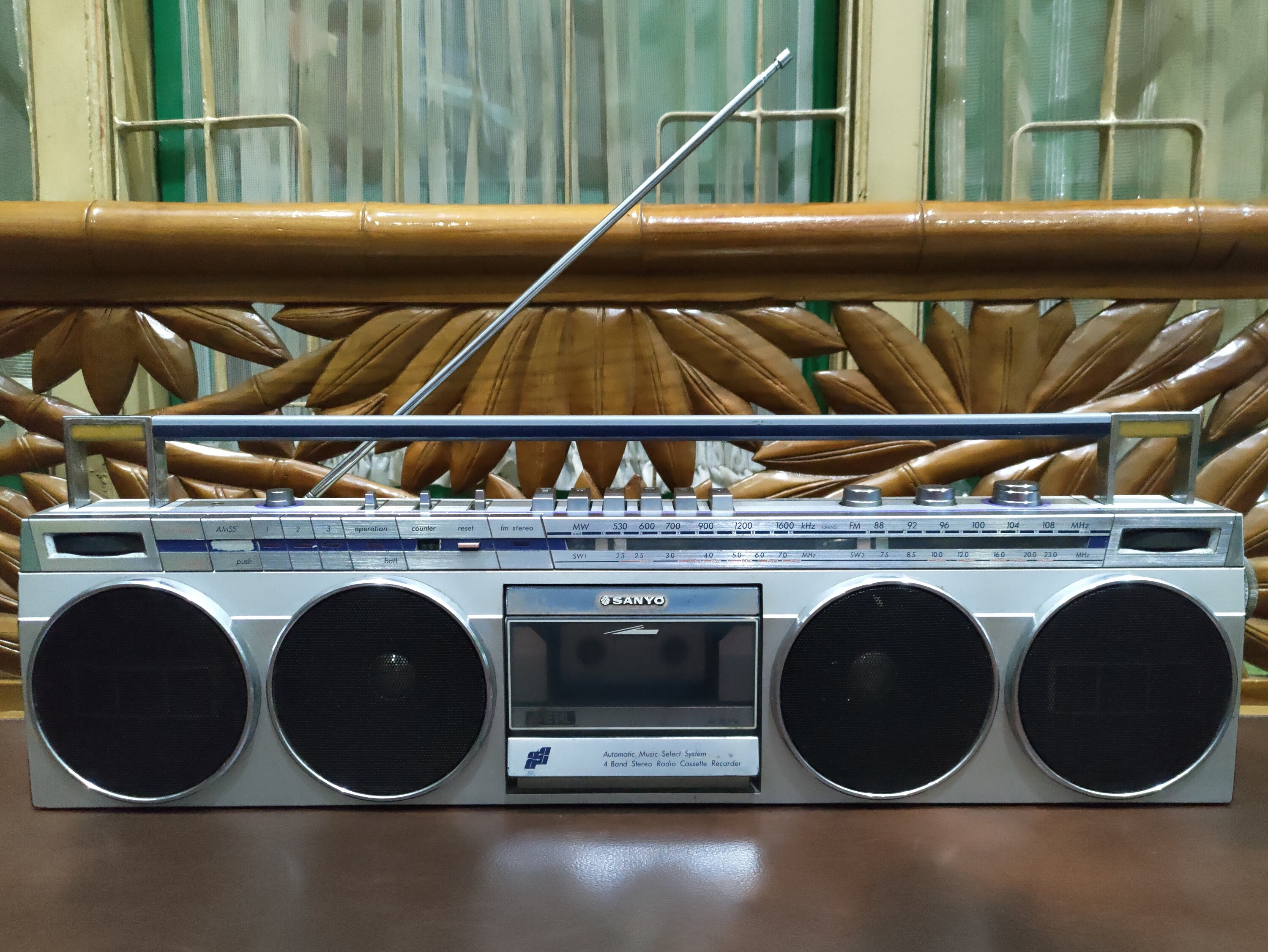 Jvc M90 for sale Only 4 left at 60