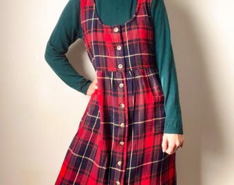 Robe chasuble en flanelle rouge vintage / Encolure dégagée / Frontant boutonné / Sans manches / Taille Medium