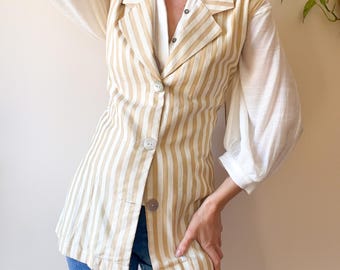 Gilet long 100 % soie VTG / Sherie / Beige et blanc / Revers cranté / Lien à nouer dans le dos / Deadstock / Taille Medium
