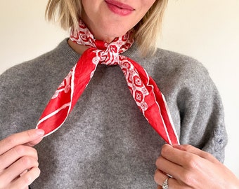 Vintage Red & White Patterned Scarf / Abstract Scarf / Synthetic / Head Scarf / Neck Scarf / Vintage Accessories