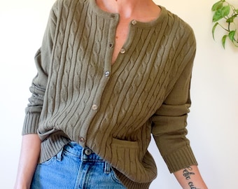 Cardigan VTG en maille torsadée moussue / Allison Daley / Col rond / Acrylique / Petite petite