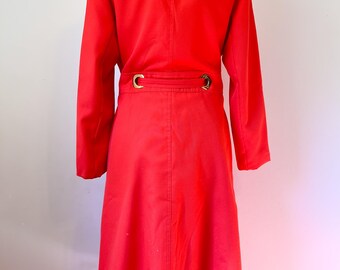 【vintage】 Oversizecoat Mod 60s Vintage Mod Orange Trench Coat: Wide Collar, Gold