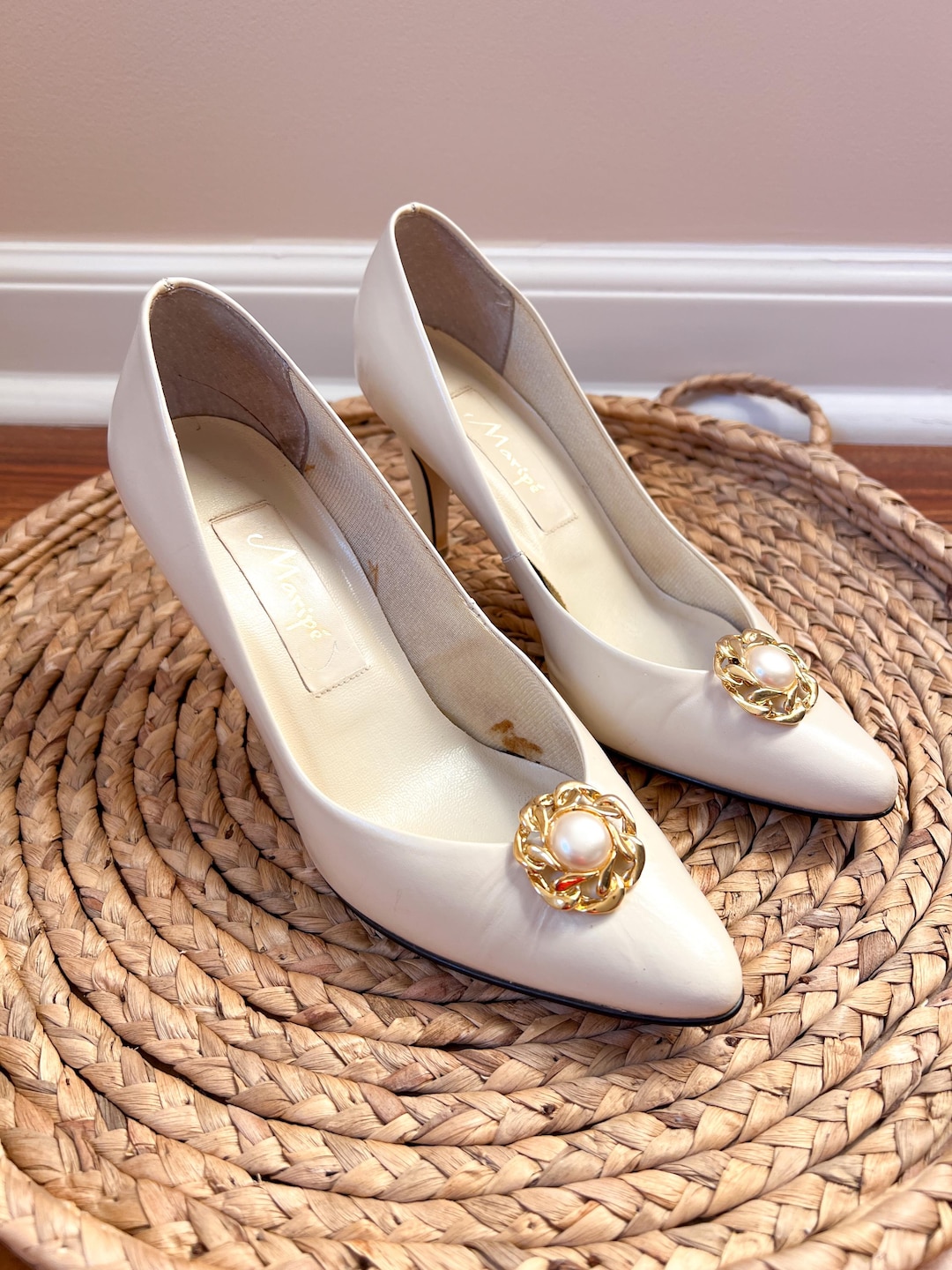 Vintage Pearl White Pumps Mirape Gold Pearl Ornament Detail Vintage  Wedding Shoes Size