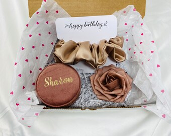 Mom Gift  Personalized, Gift Boxes for Mothers Day, Custom Gifts for Mom, Happy Birthday Gift Box For Her, Gift Set For Women, Gift For Mom