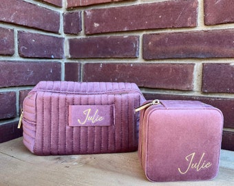 Personalized Makeup Bag, Toiletry Bag, bridesmaid Proposal, Personalized Clutch,  Personalized Makeup bag, Cosmetic Bag pouch, Gift Set