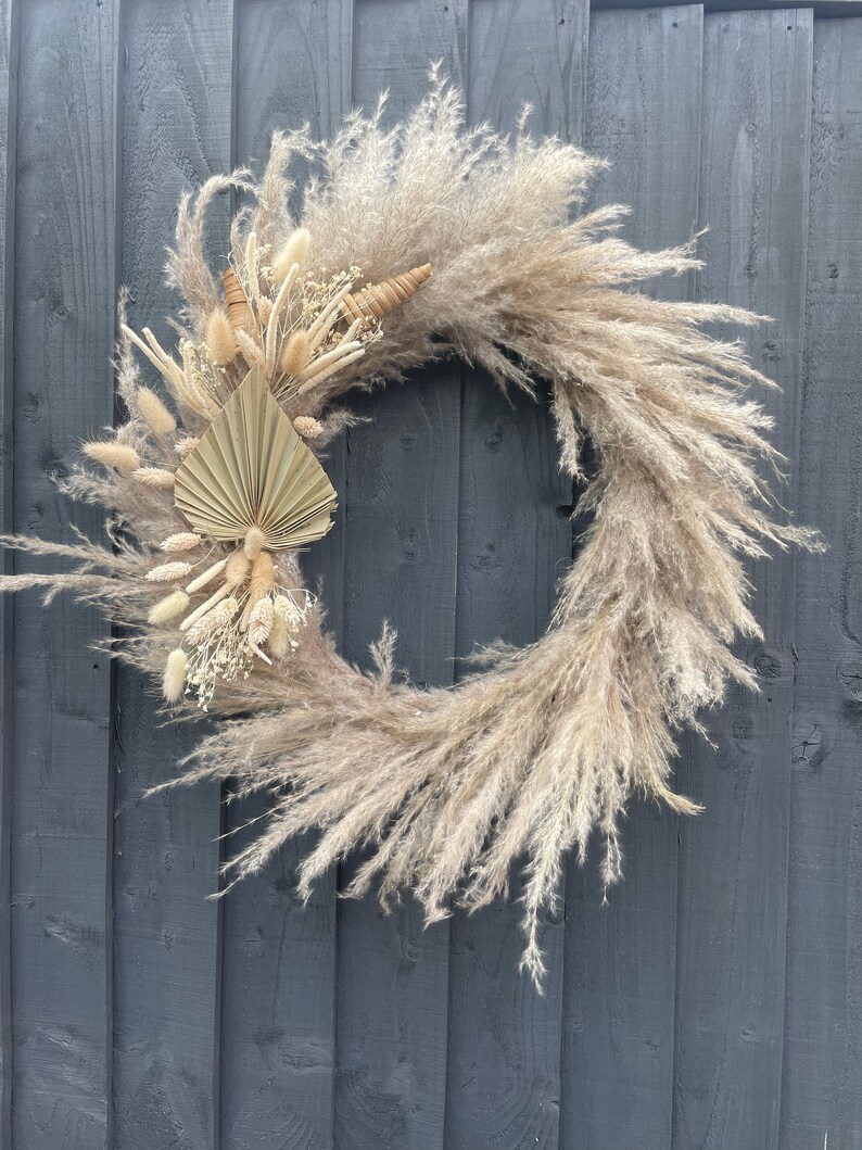 Pampas grass wreath, with dried flower arrangement, including bunny tails, palm fans. image 2