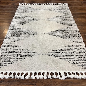 Shag Rug 5x8, Off White and Black Modern Contemporary Shag Area Rug, Moroccan Style Rug 5 x 8 ft, Medium Sized Rug, nuLoom Rug