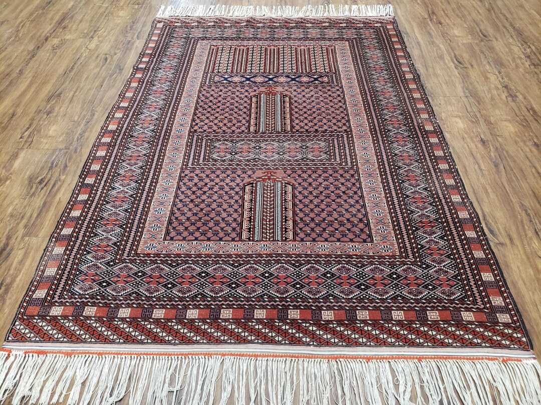 トルクメン ブハラ　 125x61cm ヴィンテージ トルクメン ブハラ ラグ 4x6、フォーシーズンズ