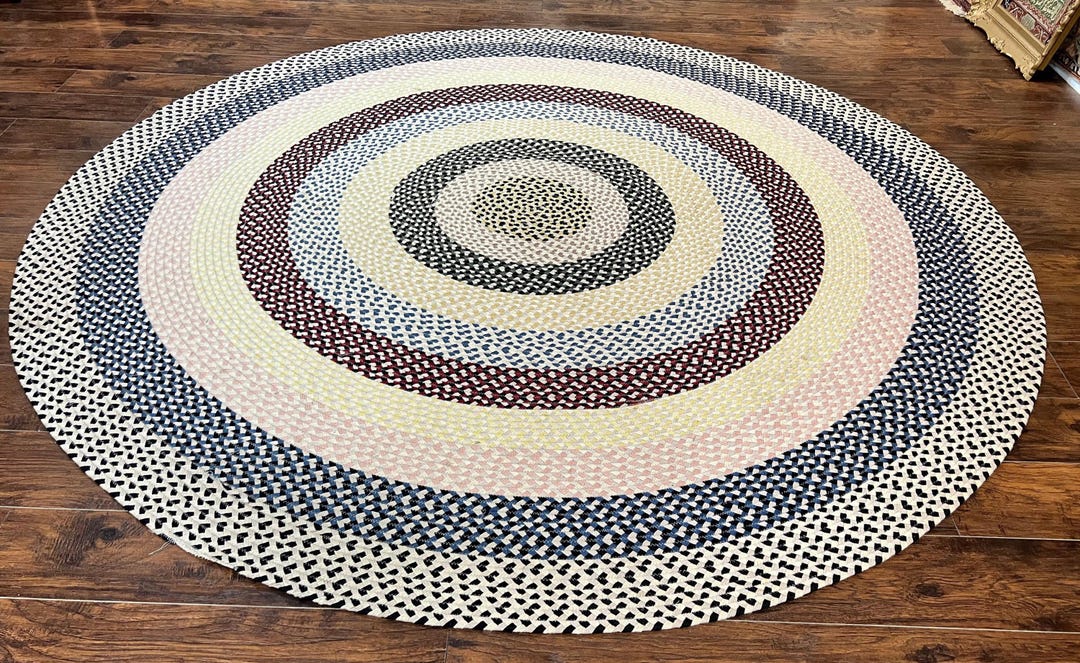 Round American Braided Rug 9x9 Ft, Large Round Vintage Braided Rug ...