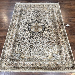 ペルシャ シルク ラグ、花柄メダリオン、非常に上質な 60 Raj 475 KPSI、ハンドメイドの手織りオリエンタル カーペット、シルク オン シルク