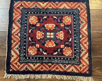 小さなアンティーク中国製スクエアラグ 2x3、チベットラグ、赤