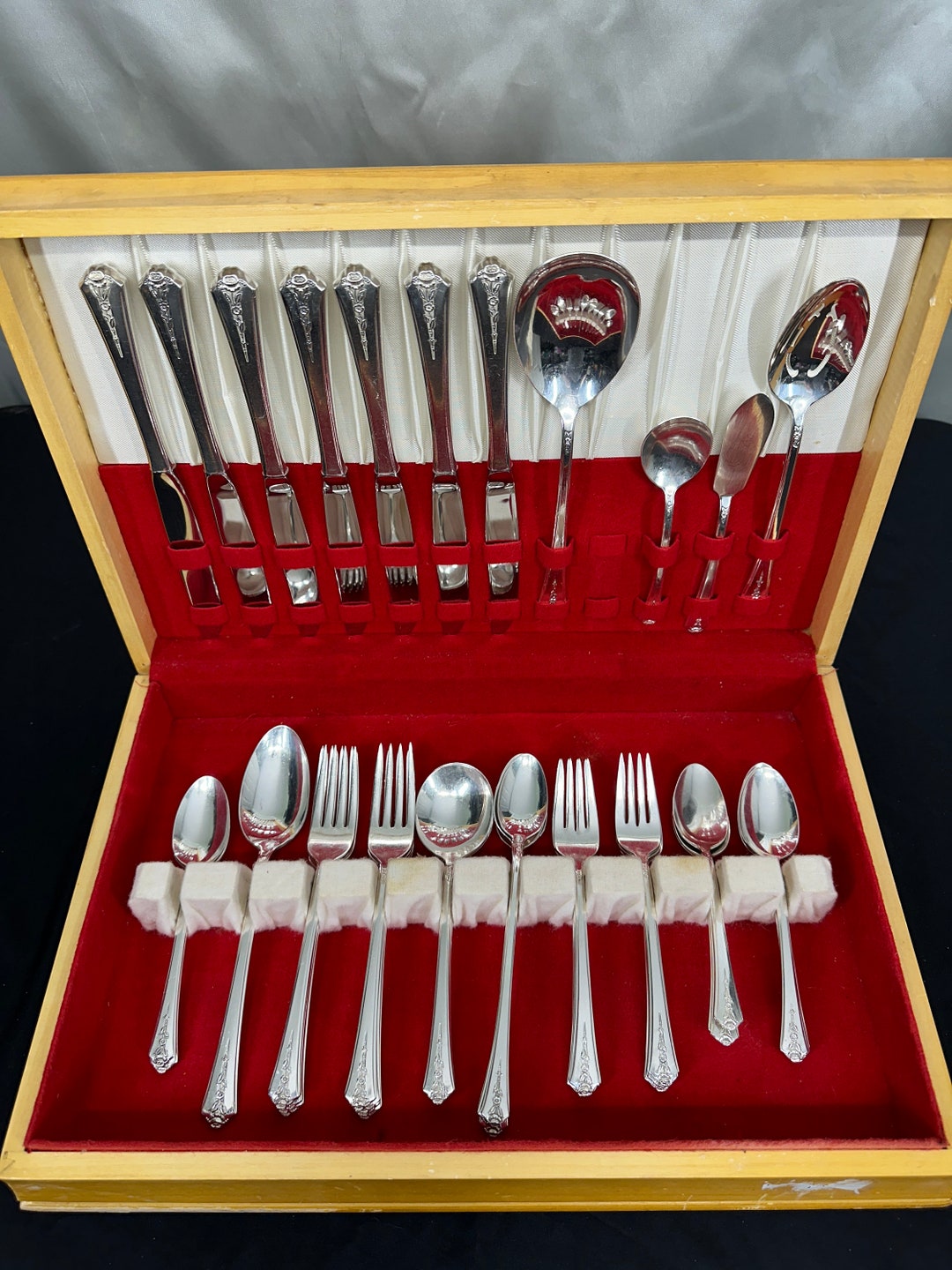 Vintage Holmes & Edwards Silver Plated Flatware Set: Spring Garden